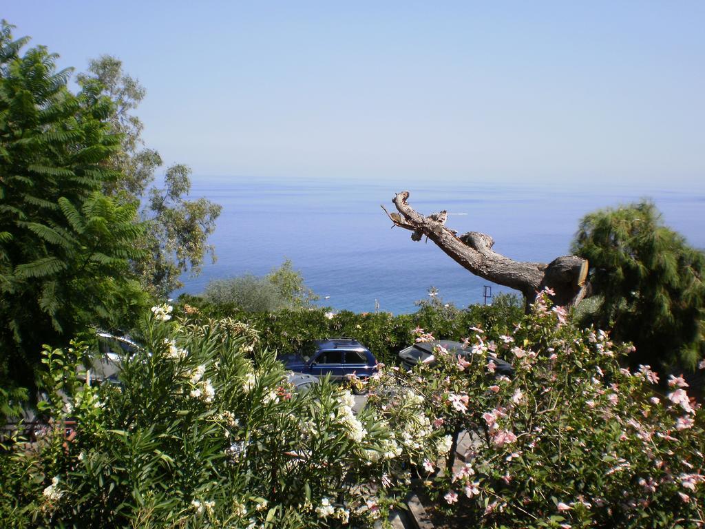 Poggio Del Sole Διαμέρισμα Letojanni Εξωτερικό φωτογραφία